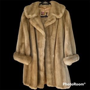 Tissavel France Pile Faux Fur Coat Sz 12 Mint (Made in England) Tocci Import